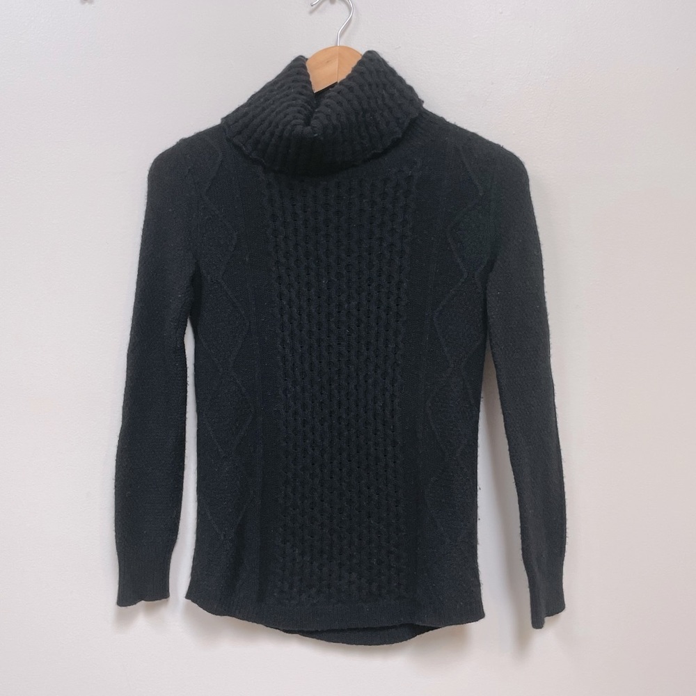 🔥SALE🔥 Theory Turtleneck Sweater